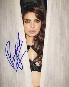 Priyanka Chopra Signed Autographed 8x10 Photograph - Picture 1 of 1