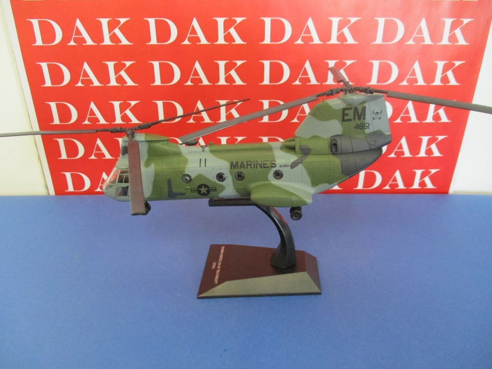Die cast 1/72 Modellino Elicottero Helicopter Boeing Vertol CH-46E Sea Night USA - Immagine 1 di 3