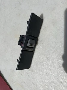 CHEVY GMC TAHOE YUKON C/K TRUCK DASH CARGO LAMP LIGHT SWITCH 1995-1999 - Picture 1 of 2