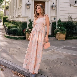 Gal Meets Glam for Anthropologie Maxikleid Makenna Blumenmuster - Bild 1 von 12