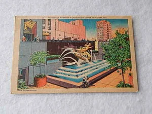Vintage Linen Postcard-Prometheus Fountain in Rockefeller Center NY - Picture 1 of 2