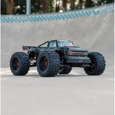 Arrma ARA5810V2T1 1/5 OUTCAST 4X4 8S BLX EXB Brushless Stunt Truck RTR, Black - Bild 1 von 4