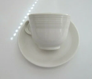 Homer Laughlin Fiesta Fiestaware 7 3/4 oz Coffee/Tea Cup with Saucer - Ivory - Picture 1 of 4
