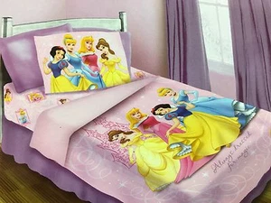 BRAND NEW OFFICIAL DISNEY PRINCESSES 4 PIECES TWIN BED COMFORTER SET - Picture 1 of 2