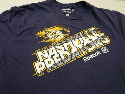 Nashville Predators Reebok Center Ice NHL Hockey  Navy Blue T Shirt   Large Cover