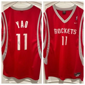 Yao Ming 姚明 Signed Rockets Nike Swingman Jersey (BAS) 2XL, NWOT - Picture 1 of 8