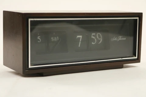 Vintage MCM SETH THOMAS FLIP CLOCK Day-Date Model 0821-000 As Is Cover