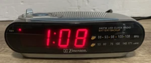 Radio Reloj Alarma Emerson CK5029 AM/FM LED Muy Bueno - Imagen 1 de 10