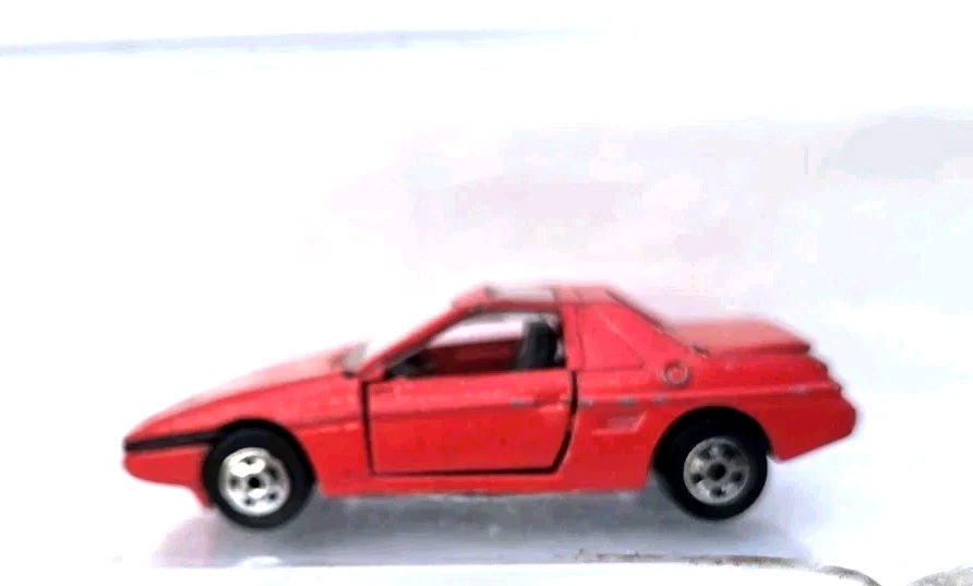 Pontiac Fiero Road Champs rojo Foto 1 de 4