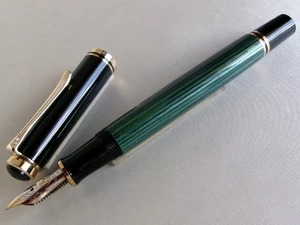 Pelikan Souveran M600 Fountain Pen Green 14C M Nib - Picture 1 of 14