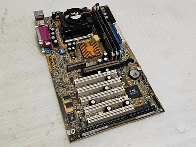 Gigabyte GA-6VXC7-4X, Socket 370 + Pentium III 667MHz + 384MB SDRAM, WORKING Foto 1 de 4