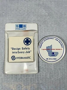 Vtg General Motors UAW 1985 pocket Holder/Pin Back Button Free Ink Pen Included - Picture 1 of 7