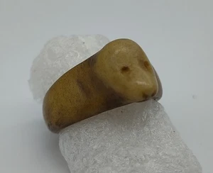 Vintage geschnitzter Siegel Gesicht hellbraun Ring Handarbeit Größe 6,25 - Bild 1 von 10