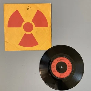 THE CHEETAHS ''RADIO ACTIVE '' 7'' 1979 UK 1st PRESSING EX/VG+ - Picture 1 of 3