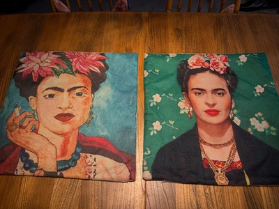 2 gebrauchte FRIDA KAHLO KISSENBEZÜGE ~ 17 x 17 Zoll - Bild 1 von 4