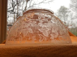 N8 Lovely Victorian Gas Or Electric Floral Etched Chandelier Shade - Picture 1 of 5