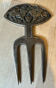 "Tenedor de carne/pan David Andersen plateado motivo vikingo Noruega vintage 6""h" - Imagen 1 de 9