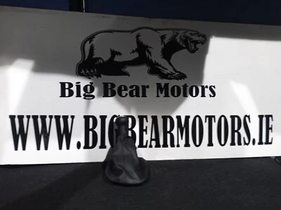 Volkswagen Passat 1997-2000 5 Speed Gear Knob With Boot (D10601) — 第 1/3 张图片