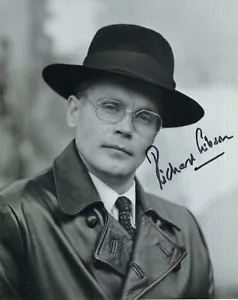 Allo Allo TV comedy series 8x10 photo signed by Richard Gibson as Herr Flick - Picture 1 of 1