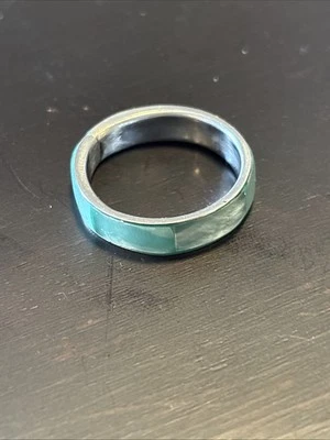 镶嵌珍珠母戒指 绿色 Aqua 尺寸 10 — 第 1/4 张图片