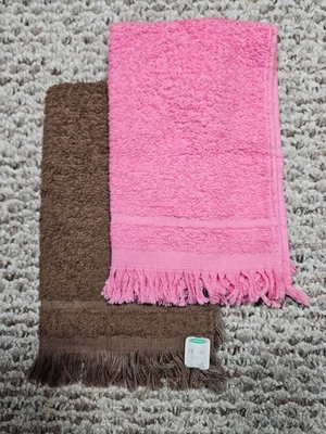 2 Vtg Cannon 10" x 16" Fingertip Hand Towels Pink and  Brown 100% Cotton USA   - Image 1 of 4