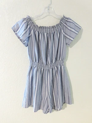 Mameluco Miss Selfridge divertido y coqueto de viaje de verano cambray con hombros descubiertos EE. UU. 6 Foto 1 de 4