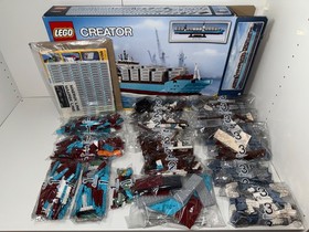LEGO Creator Expert: Maersk Line Triple-E (10241)