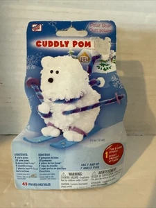 Cuddly Pom Kit Artigianale Natalizio per Bambini Orso su Sci ADORABILE - Foto 1 di 2