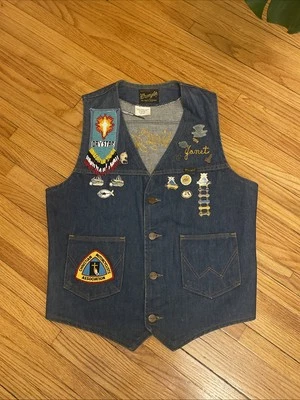 Vintage 80s Medium Wrangler Harley WWJD Riders For Christ CMC Patches Biker Vest - Image 1 of 4