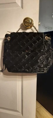 Small Yoki Fashion Velvet Black Backpack — 第 1/4 张图片