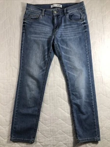 Joe Fresh Jeans Women's Size 8 Denim Blue Distressing Mid Rise - Picture 1 of 17