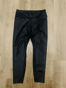 Nike One strukturierte Kunstleder 7/8 Leggings - DC7174-010 - glänzend schwarz Large - Bild 1 von 5