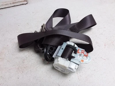 GMC Yukon XL1500 2018 conductor lado izquierdo fila 2 cinturón de seguridad trasero marrón OEM            Foto 1 de 4