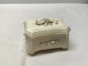 Vintage Kommode Box und Deckel mit Blumen mit Goldrand - Made in Japan - Bild 1 von 16