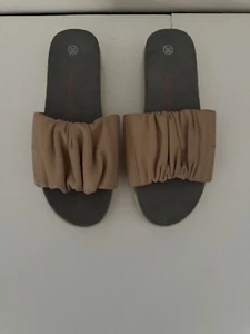 Bernie Mev NY Slide Sandal, Cream Leather , Womens EU 36 (US 5.5), Chic! - Picture 1 of 9