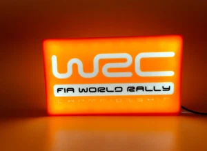 Insegna WRC World Rally LED Uomo Caverna Slot Car Personalizzata - Foto 1 di 11