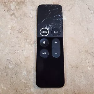 Cracked Apple TV Siri 4th Generation MQGD2LL/A Remote Control A1962 - Damaged - Picture 1 of 4