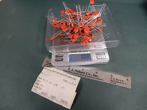 Condensadores de disco de cerámica NPO 47pf 1KV cantidad 100 NOS - Imagen 1 de 5
