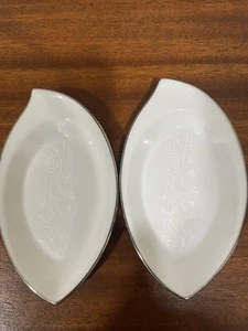 2 Noritake Fine China Reina Butter Pat Plate Tea Bag Dish White Platinum - Picture 1 of 7