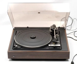 Vintage 1970's Dual 1237 2 Spd Automatic Turntable Shure M91ED Hi-Track WORKING - Picture 1 of 13