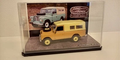 1:43 UNIVERSAL HOBBY EAGLE RACE LAND ROVER SERIE 3 SERIE III SOFT TOP - Immagine 1 di 4
