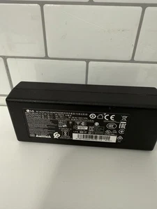 Genuine LG AC Adapter 65W 19V 3.42A Power Supply DA-65G19 - Picture 1 of 3