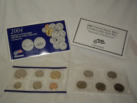2004-P US Uncirculated Coin Set (10) Coins w/ envelope and COA Cover
