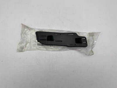 Оригинальный правый боковой кронштейн для переднего бампера пассажира Hyundai Equus 2014-2016 годов выпуска 865883n700 - Изображение 1 из 4