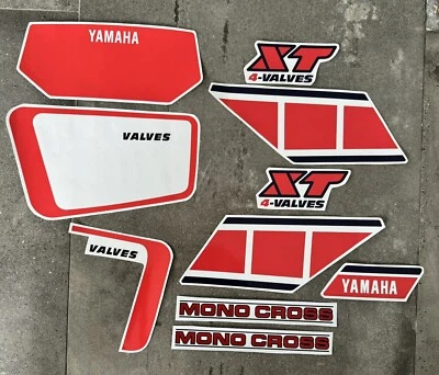 Juego completo de calcomanías Yamaha XT600 1984 / Kit de pegatinas / Incluye bordes / 4 válvulas Foto 1 de 4