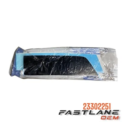 2016-2018 CHEVROLET CAMARO ПЕРЕДНИЙ БАМПЕР НАКЛЕЙКА НОВЫЙ OEM 23302251 - Изображение 1 из 4