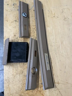 1986 1987 1988 FORD BRONCO II 2 DASH TRIM MOULDING BEZEL STRIPS OEM - Image 1 of 4