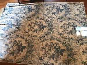 Tessuto 'warwick - Tulipani peonie floreali blu bianco vintage 55"" X 71"" Cowtan & Tout - Foto 1 di 5