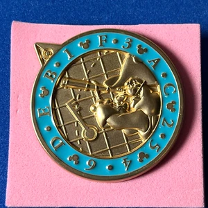 Disney DLR New Orleans Square Captain Hook Pin Quest Scavenger Hunt LR Pin A01 - Picture 1 of 2