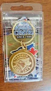 TORONTO BLUE JAYS SOLID BRONZE MEDALLION KEYCHAIN *NEW IN PACKAGE* - Picture 1 of 2